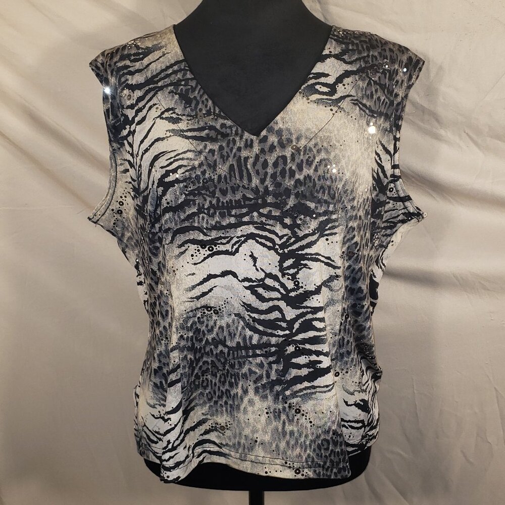 Artex Women's Gray & Black Print Top - L